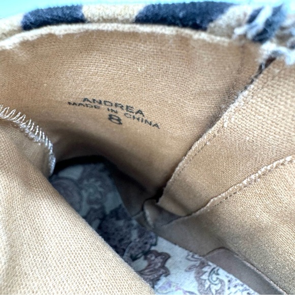 Band of Gypsies Andrea Leopard Print booties - Picture 6 of 11